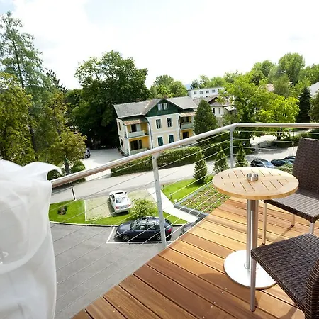 Lake's - My 酒店 4*