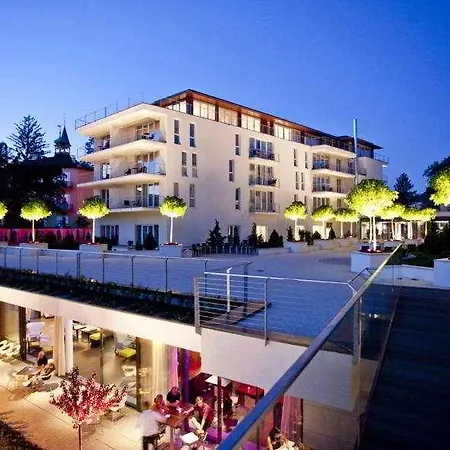 Lake's - My 酒店 4*