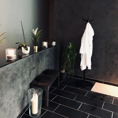 Hotel Lake's - My 4*