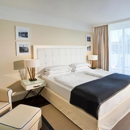 Lake's - My 酒店 4*