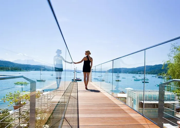 فندق Lake's - My